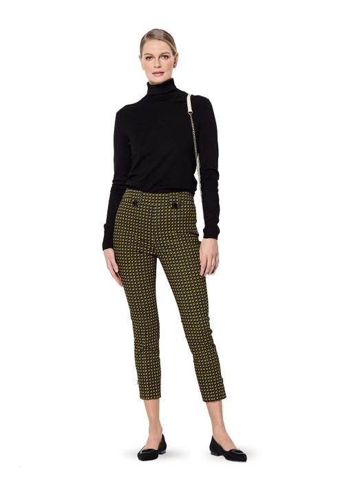 Pattern Narrow-cut knitted trousers (Burda 2/2020, pattern number 6158 A)