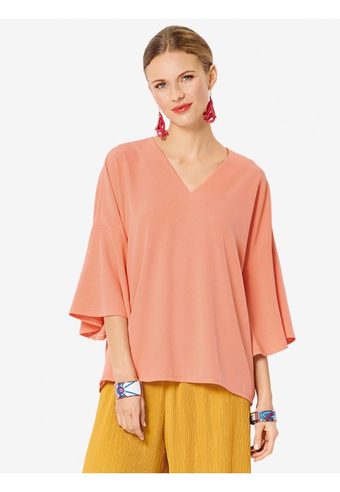 Pattern Blouse of a spacious silhouette with long sleeves (Burda 2/2019, pattern number 6266 C)