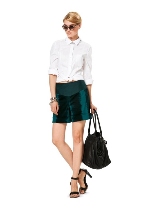 Pattern Shorts with a straight cut on a yoke (Burda 1/2014, pattern number 6906 B)