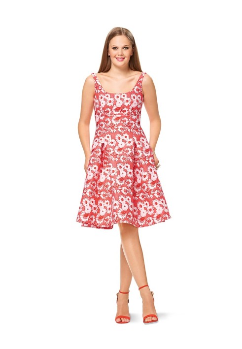 Pattern Empire dress with a deep V-neckline (Burda 1/2017, pattern no. 6536 B)