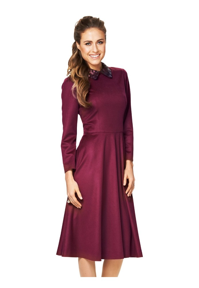 Pattern Satin dress with turn-down collar (Burda 2/2014, pattern number 6833 A)