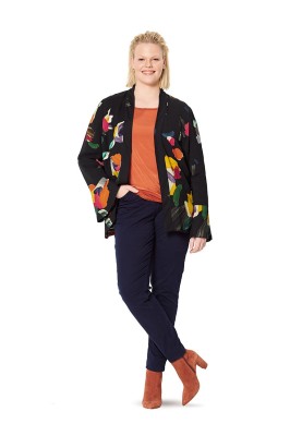 Pattern Half coat without fastening and collar (Burda 2/2020, pattern number 6196 B)