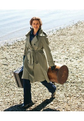 Double-breasted gabardine trench coat pattern (Burda 9/2010, pattern number 132)