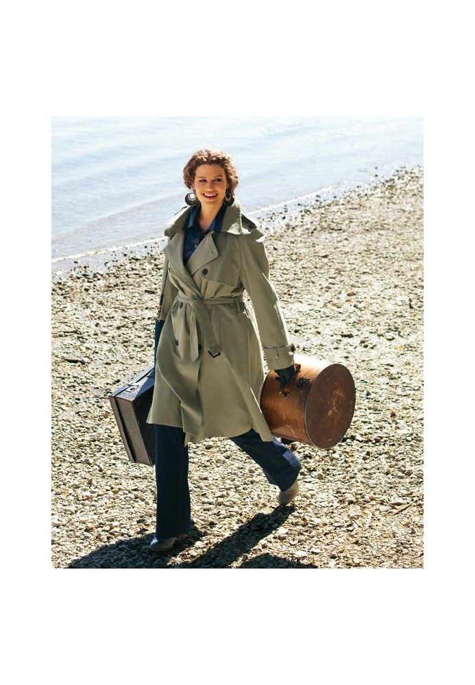 Double-breasted gabardine trench coat pattern (Burda 9/2010, pattern number 132)