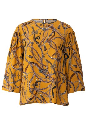 Pattern Blouse of a flared silhouette with wide sleeves (Burda 2/2019, pattern number 6262 A)