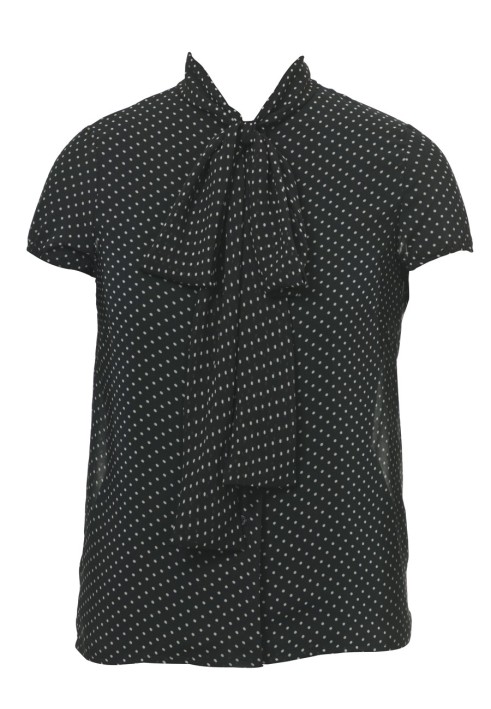 Pattern Blouse-shirt with bow collar (Burda 5/2012, pattern number 134)