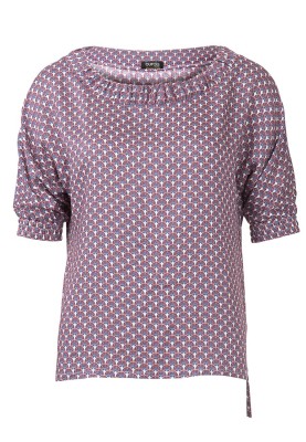 Pattern Blouse with an elongated back (Burda 2/2018, pattern number 108 A)