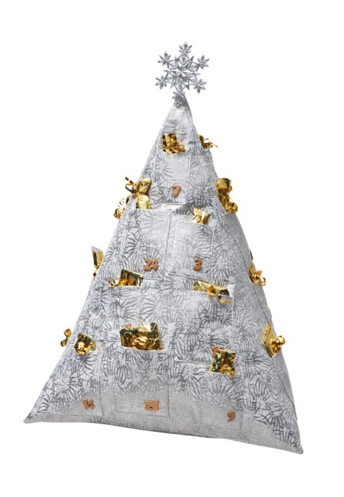 Pattern Christmas tree with decorations (Burda 2/2015, pattern number 6755 ABC)