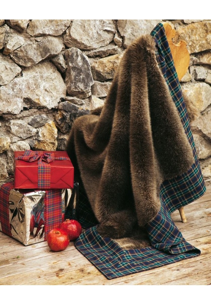 Pattern Artificial fur plaid with flannel border (Burda 12/2010, pattern number 149)