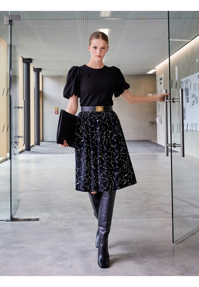 Pattern A skirt with a lush cut of a flared silhouette (Burda 2/2023, pattern number 127)