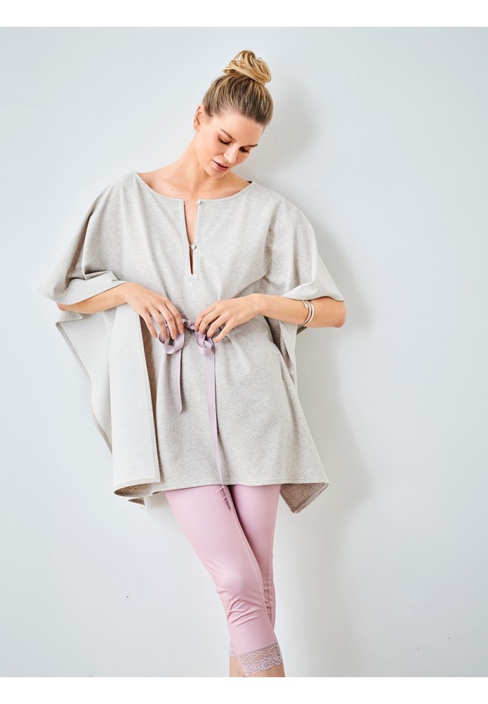 Knitted tunic-poncho pattern (Burda 5/2021, pattern number 117 B)